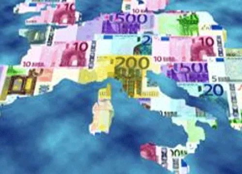 Mappa dell'europea ricostruita con delle banconote
